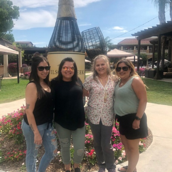 Profile Picture of Roberta Arraiga (@birdz4) on Poshmark