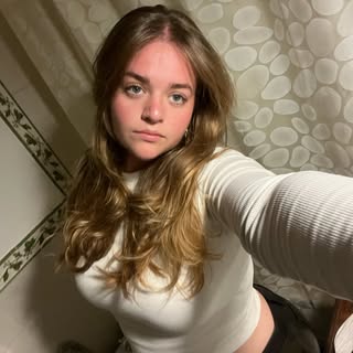 Profile Picture of 𝑆𝑜𝑙 (@solzapata_) on Instagram