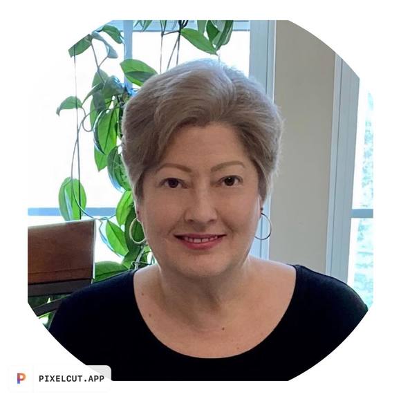 Profile Picture of Elaine Sauter (@elaine_sauter) on Poshmark