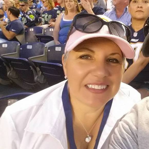 Profile Picture of Imelda Chavez (@hogchavezi) on Poshmark