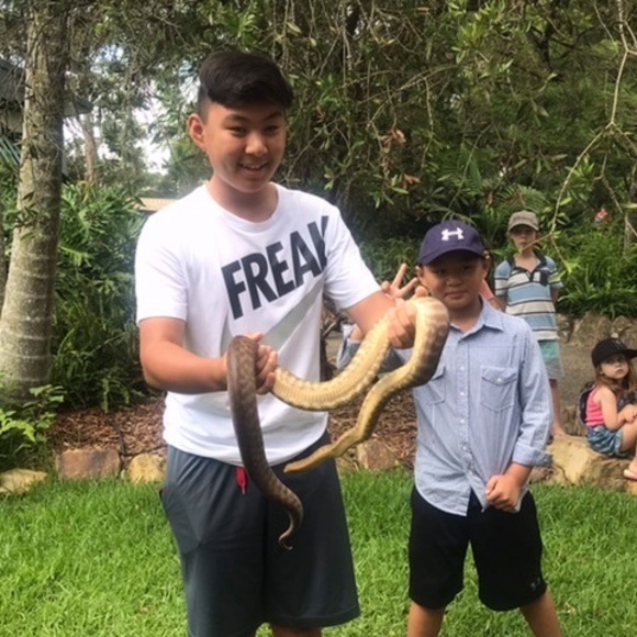 Lobsang Chozin - Poshmark Profile Picture of Lobsang Chozin (@lobsangchozin) on Poshmark