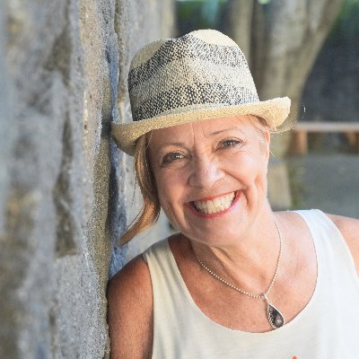 Profile Picture of Sally Rice Psychic (@agapecostarica) on Twitter