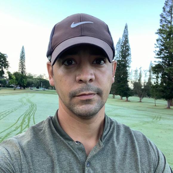 Profile Picture of Wilson Alvarado (@kingrican) on Poshmark