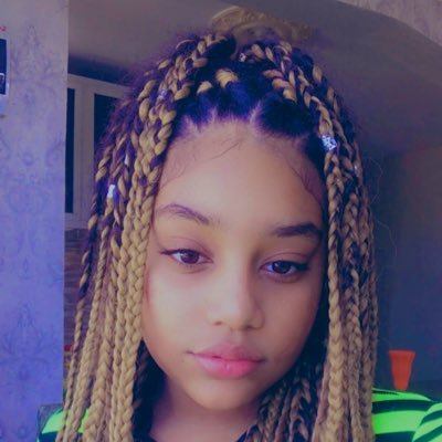 Profile Picture of Amber Michel (@Ambermichel9) on Twitter