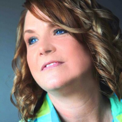 Profile Picture of Beverly Hunter (@Bevhunter67) on Twitter