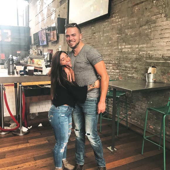 Profile Picture of Beth Volturno (@beth_volturno) on Poshmark