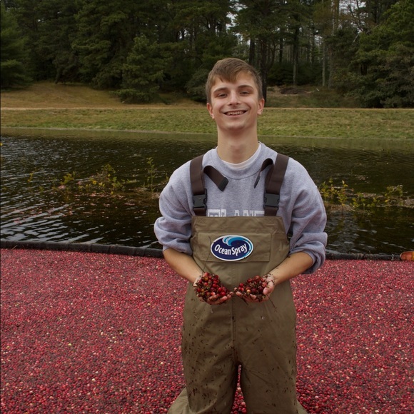 Profile Picture of Conor Murphy (@cjpmurphy1) on Poshmark