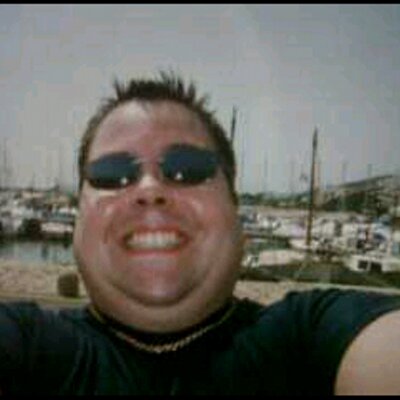 Profile Picture of Neil Wallis (@nobbyw1976) on Twitter