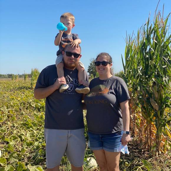 Profile Picture of Angela Graska (@angjohnson87) on Poshmark