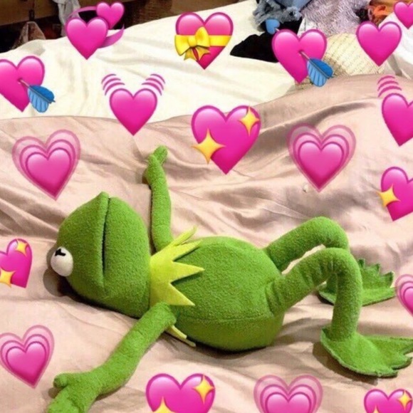 Profile Picture of Renee Robleto (@robleren000) on Poshmark