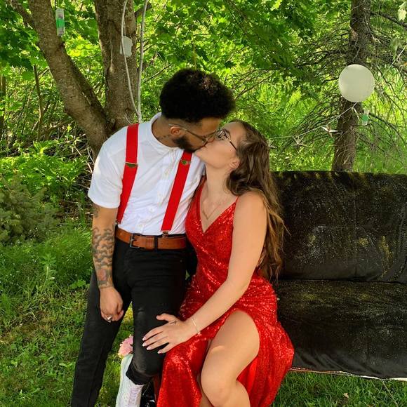 Profile Picture of Shelby Ramirez (@shelbyharnish) on Poshmark