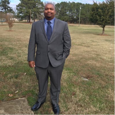 Profile Picture of Dwayne Cooper (@Louiebraile) on Twitter
