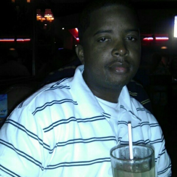 Profile Picture of Kendrick James (@flamejames) on Poshmark