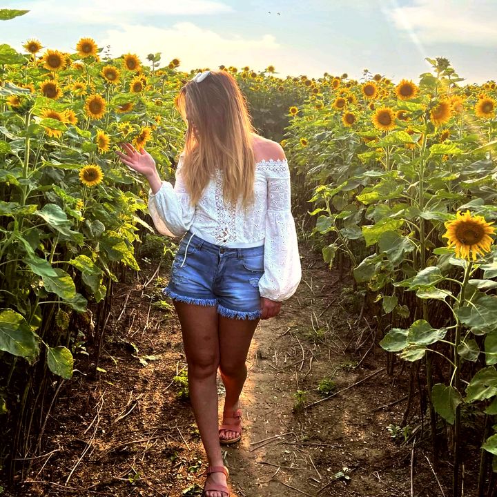 jerilyn - Tiktok Profile Picture of jerilyn (@@jerilyn_l) on Tiktok