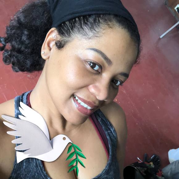Profile Picture of Paula Gagnier (@pgagnier01) on Poshmark