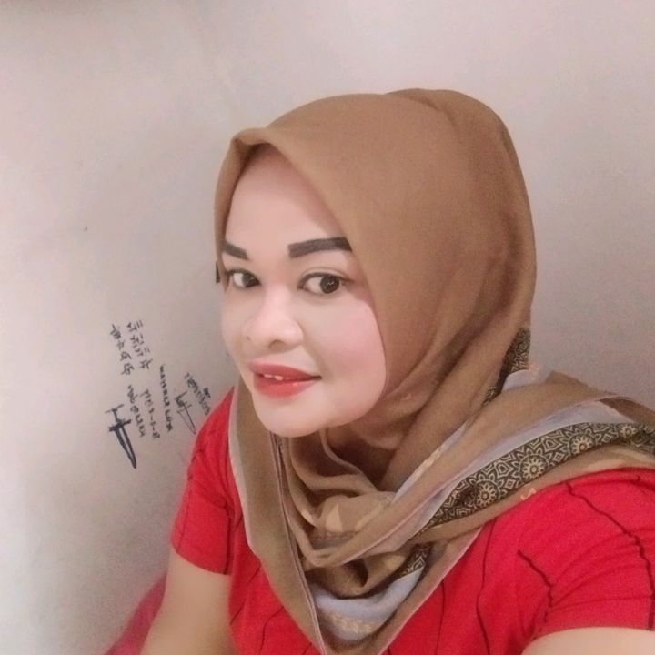 Nadia  butt - Tiktok Profile Picture of Nadia  butt (@nadiabaet) on Tiktok