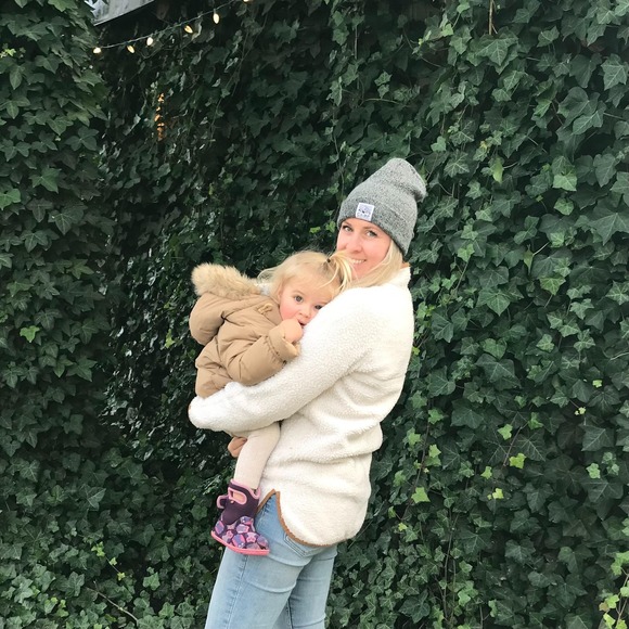 Profile Picture of Sarah Sandeman (@sarah_5_ox) on Poshmark