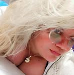 Cristal Leal - Facebook Profile Picture of Cristal Leal (@cristal.leal.71) on Facebook