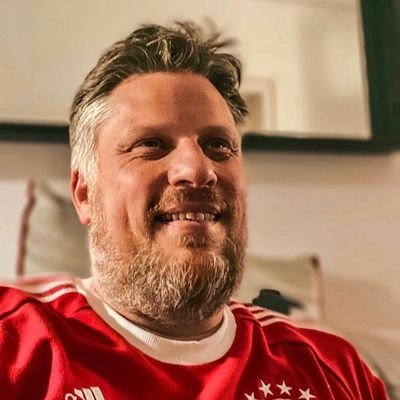 Profile Picture of James Holmberg (@james_holmberg) on Twitter