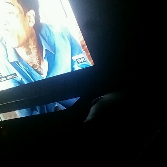 Profile Picture of Chavez Different (@kiswendsida1) on Poshmark