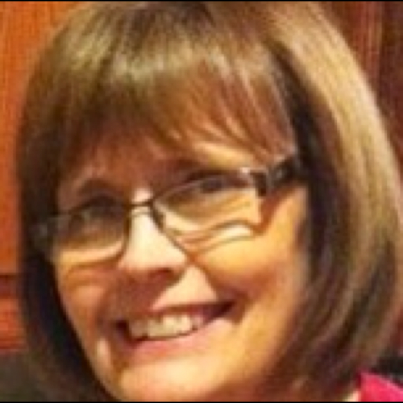 Profile Picture of Glenda Martin (@gmm) on Poshmark