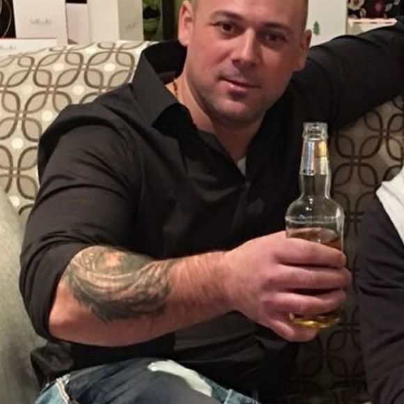 Profile Picture of Vlado Perkovic new (@perkovicvma) on Poshmark