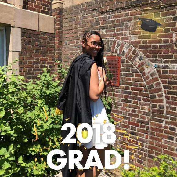 Profile Picture of Jade Talmadge (@tjade24) on Poshmark