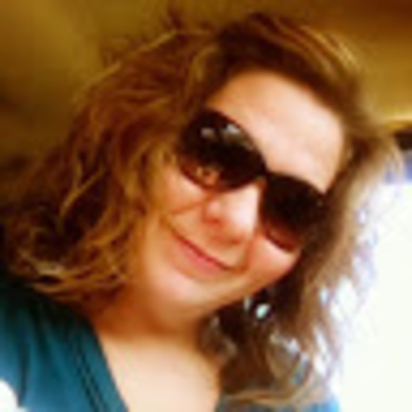 Profile Picture of Jess Lafleur (@jesslafleur6) on Poshmark