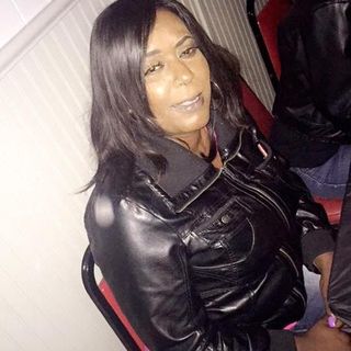 Kim Buster - Facebook Profile Picture of Kim Buster (@kim.buster.7) on Facebook