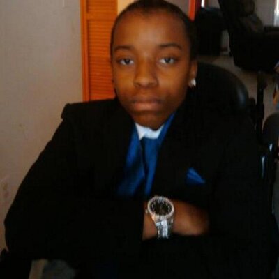 Profile Picture of James Swag Chestnut (@JamesSwagChestn) on Twitter