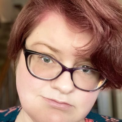 Profile Picture of Lisa Elizabeth (she/her) (@LisaElizabethy) on Twitter