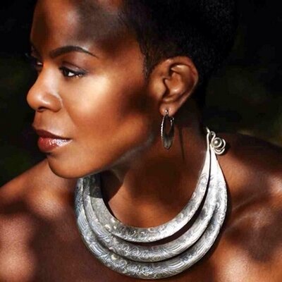 Profile Picture of Carla Thomas (@CarlaThomas1974) on Twitter