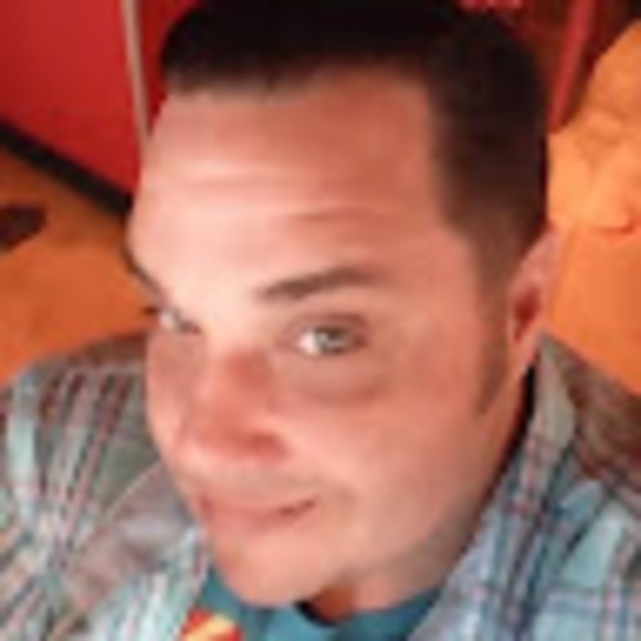 Profile Picture of Jason Pickett (@jasonpickett77) on Poshmark