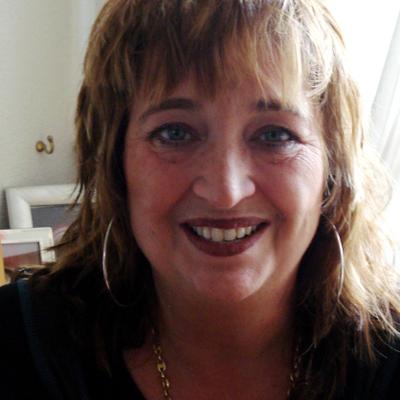 Profile Picture of Janet Van Der Noord (@janetvanderNoor) on Twitter