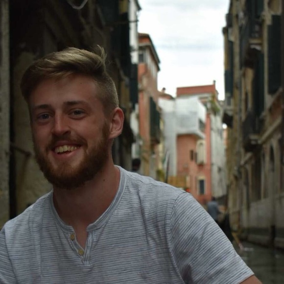 Profile Picture of Gregory Nolf (@gregnolf97) on Poshmark