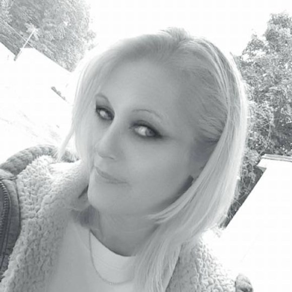 Profile Picture of Stephanie Kennett fair (@virgogirl74) on Poshmark