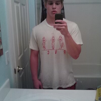 Profile Picture of Shae Thomas (@shaethomas9837) on Twitter