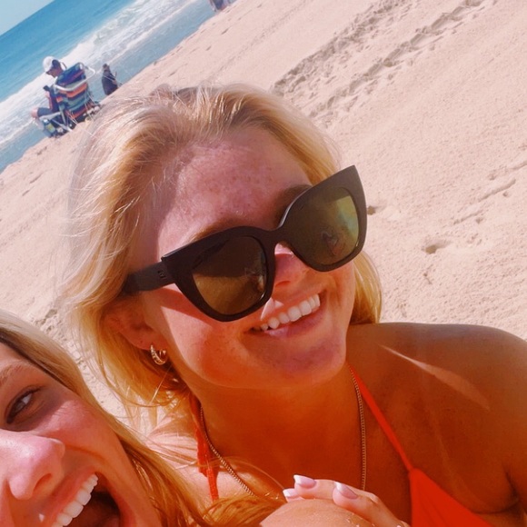 Profile Picture of Madeline Johnson (@madelinej313) on Poshmark