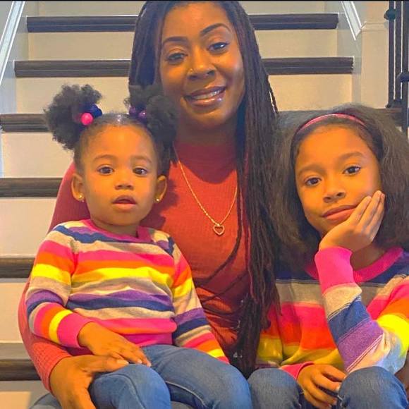 Profile Picture of Sheroda'e Monique (@sherodaew) on Poshmark