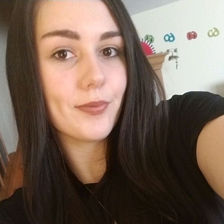 Profile Picture of Christine (@christinealicia_) on Tiktok
