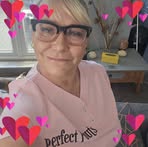 Profile Picture of Chelle Hacking (@chelle.hacking) on Facebook