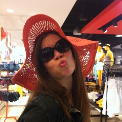 Profile Picture of Laura Downes (@LauraDownes86) on Twitter