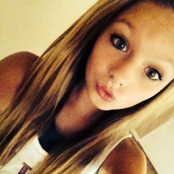 Profile Picture of Addison Tarrow (@buggy2004) on Poshmark