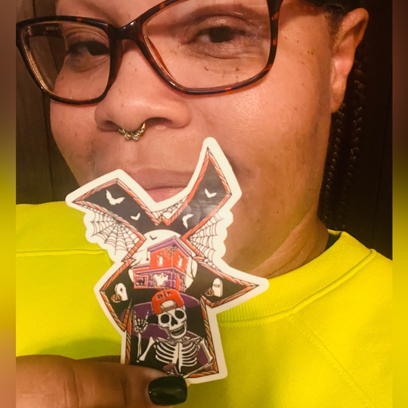 Profile Picture of Drey Drey (@msdrey_) on Poshmark