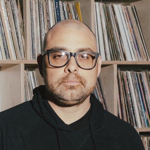 Profile Picture of Jesse Cory (@ohmdigital) on Poshmark