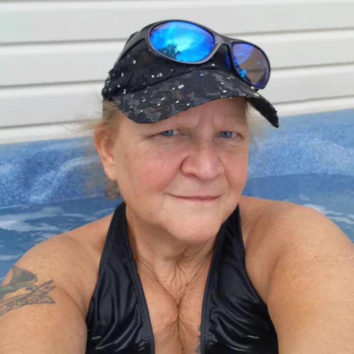 Profile Picture of phyllismansius (@phyllismansius) on Tiktok