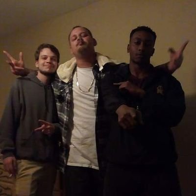 Profile Picture of Gary Ray Drennan (@1wah_2) on Twitter