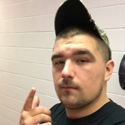 Profile Picture of Tyler Meek (@yaboymeeks) on Twitter