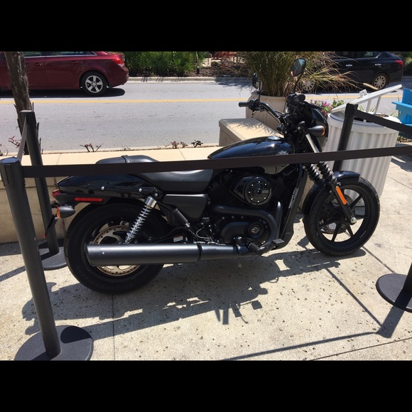 Profile Picture of Nelson Montero (@j_mo81) on Poshmark