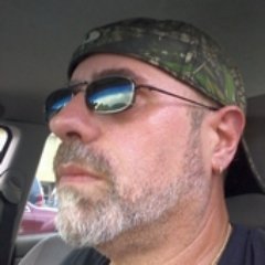 Profile Picture of Joe Botz (@joe_bots) on Twitter